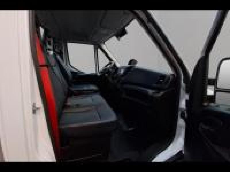 Image IVECO Daily CCb 35-160H / BENNE & COFFRE / 2023 / 3.0L 160CH /