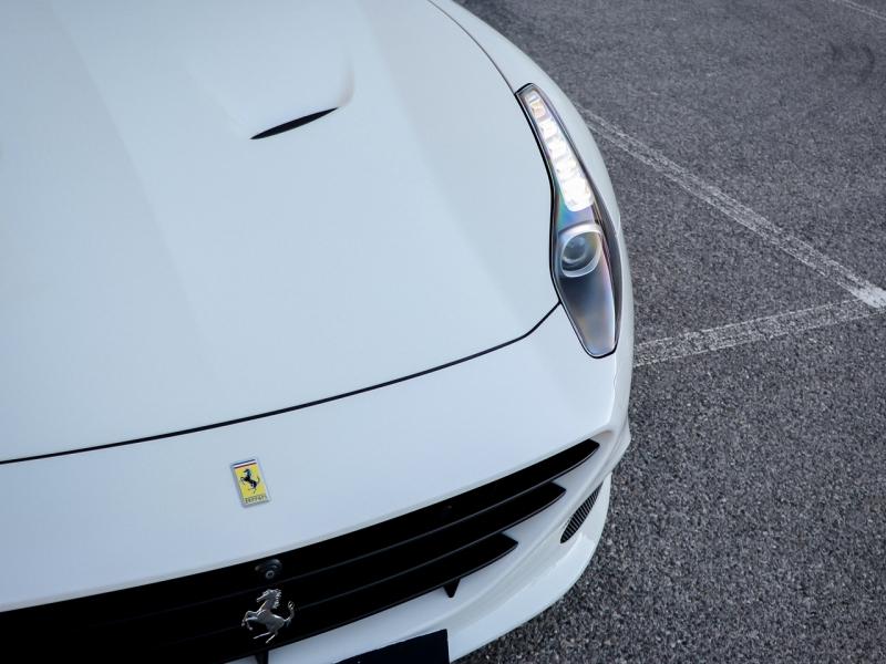 Image FERRARI California V8 3.9 T 560ch