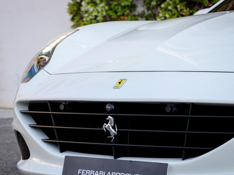 Image FERRARI California V8 3.9 T 560ch