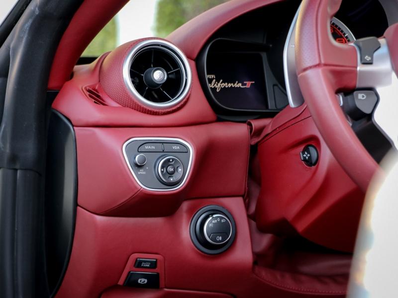 Image FERRARI California V8 3.9 T 560ch