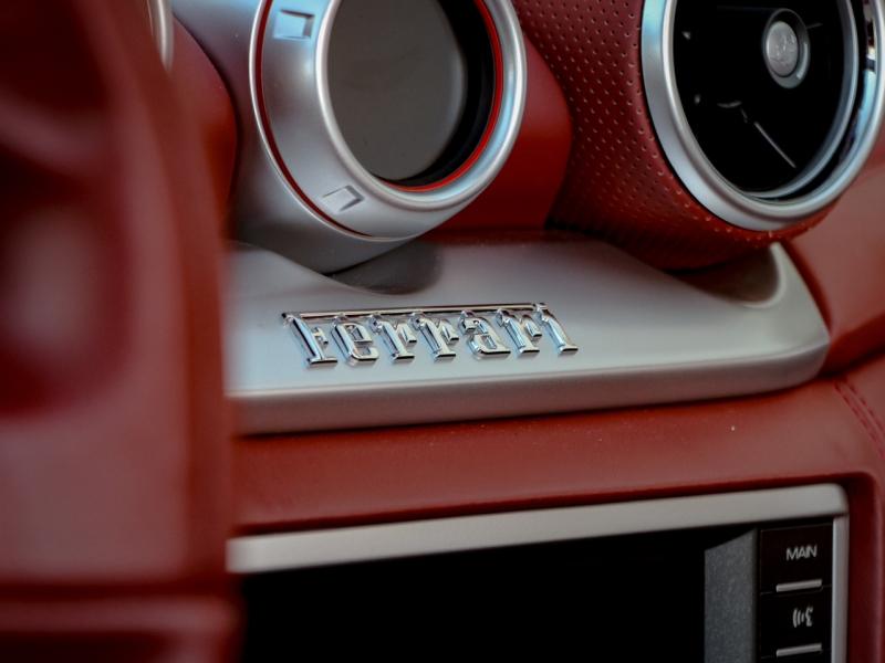 Image FERRARI California V8 3.9 T 560ch