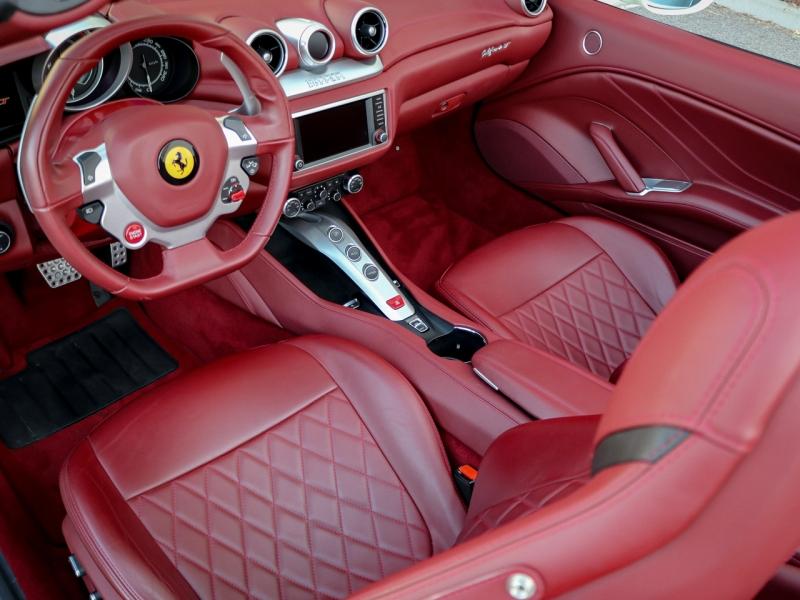 Image FERRARI California V8 3.9 T 560ch