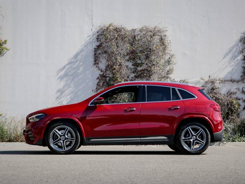 Image MERCEDES-BENZ GLA 200 d 150ch AMG Line 8G-DCT