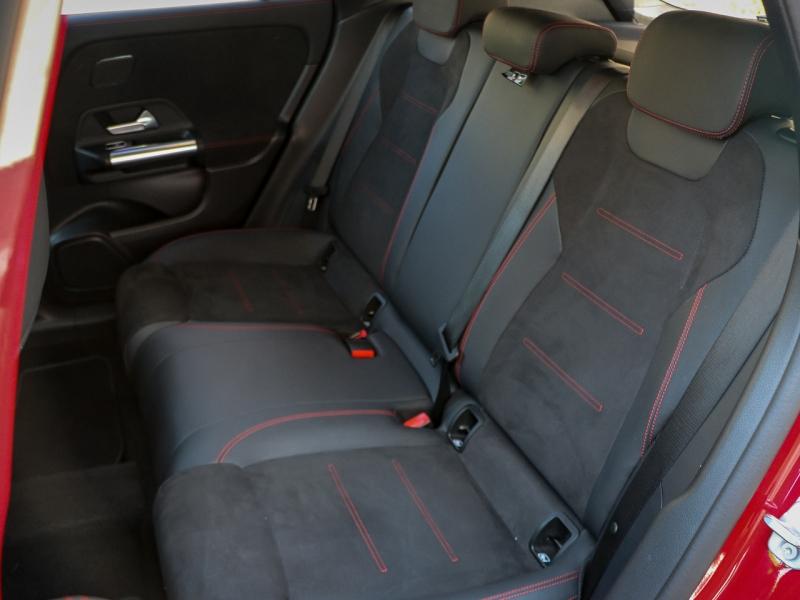 Image MERCEDES-BENZ GLA 200 d 150ch AMG Line 8G-DCT