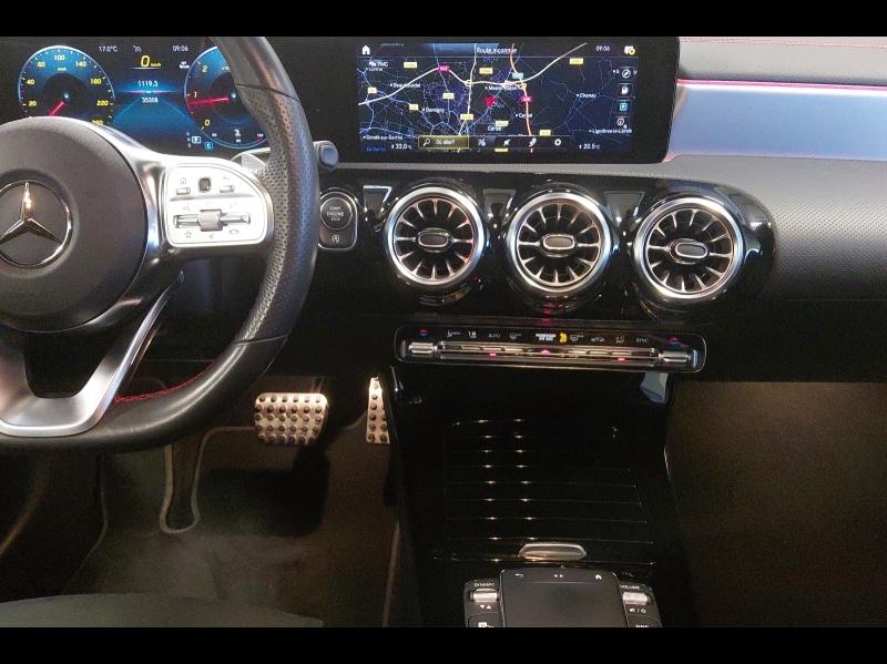 Image MERCEDES-BENZ CLA 200 d 150ch AMG Line 8G-DCT