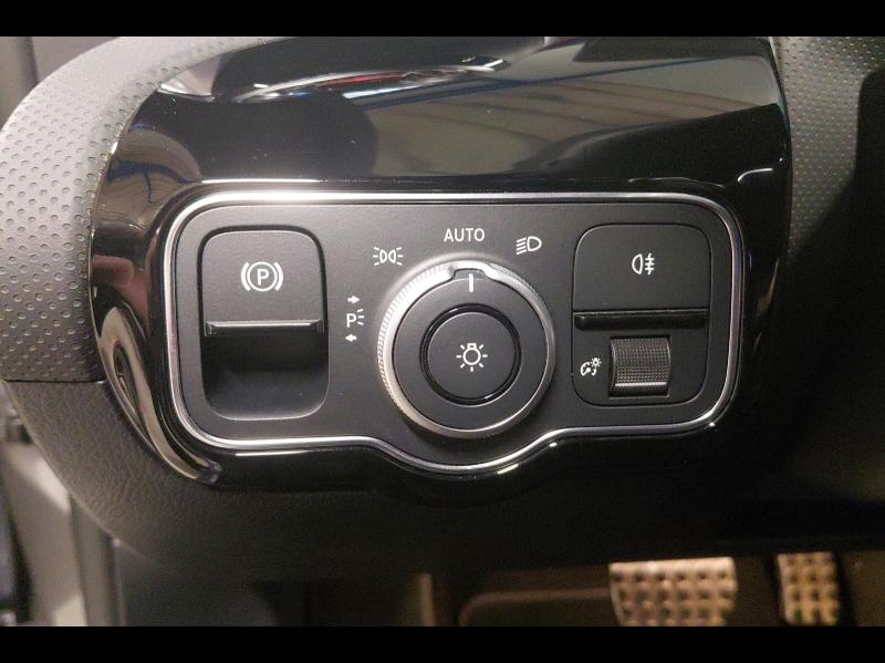 Image MERCEDES-BENZ CLA 200 d 150ch AMG Line 8G-DCT