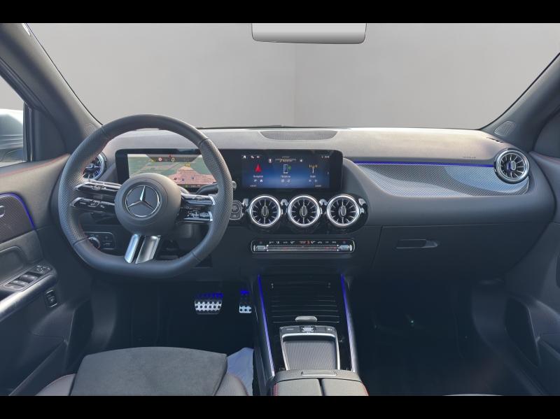 Image MERCEDES-BENZ GLA 200 163ch AMG Line 7G-DCT