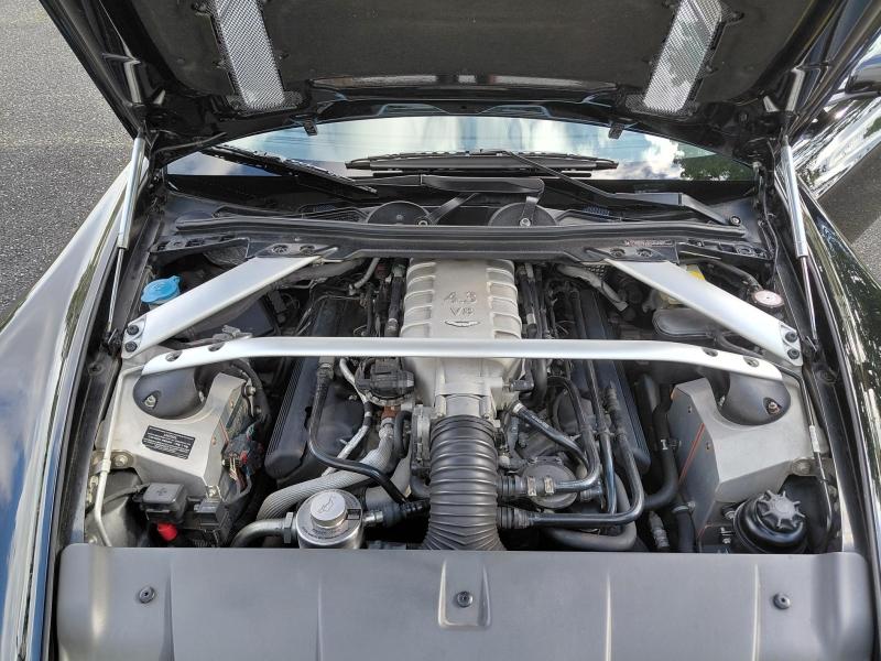 Image ASTON MARTIN V8 Vantage 4.3 boite mécanique