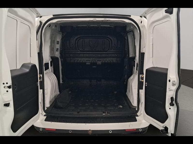 Image FIAT Doblo Cargo 1.6 Multijet 105ch 705kg Pro Lounge