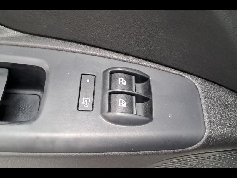 Image FIAT Doblo Cargo 1.6 Multijet 105ch 705kg Pro Lounge