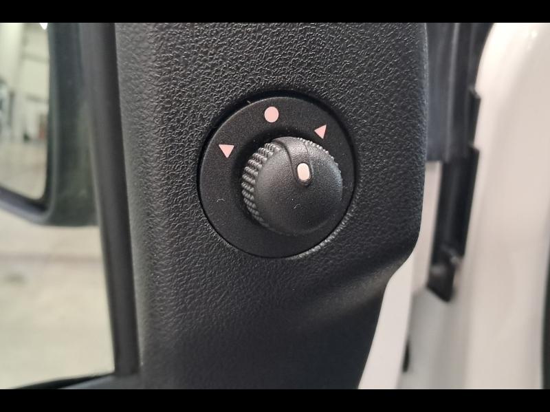 Image FIAT Doblo Cargo 1.6 Multijet 105ch 705kg Pro Lounge