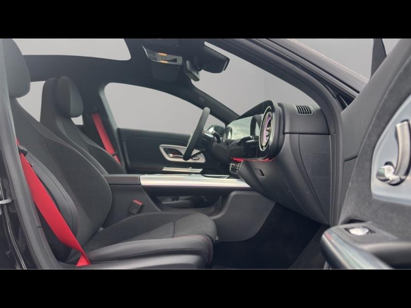 Image MERCEDES-BENZ CLA 200 183ch AMG Line 8G-eDCT