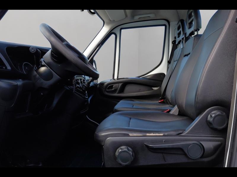 Image IVECO Daily CCb 35C14 Empattement 3750 Tor