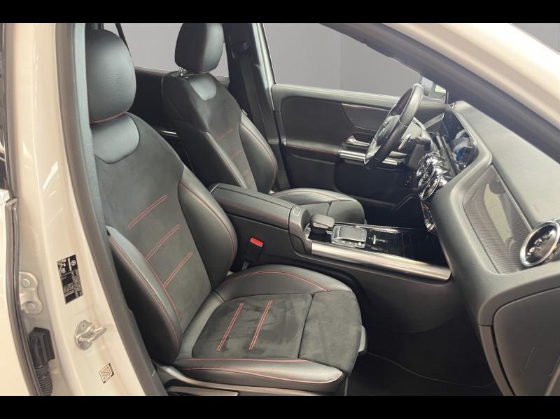 Image MERCEDES-BENZ GLA 220 d 190ch 4Matic AMG Line 8G-DCT