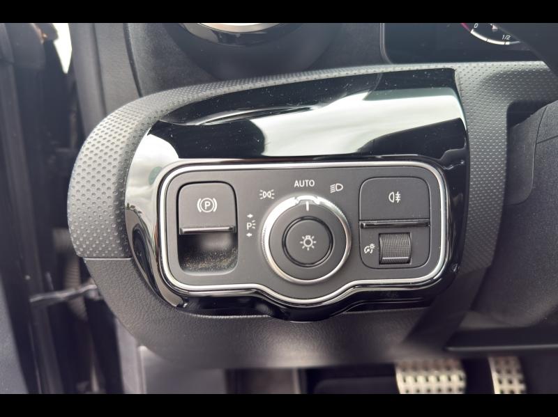 Image MERCEDES-BENZ CLA Shooting Brake 200 d 150ch AMG Line 8G-DCT 8cv