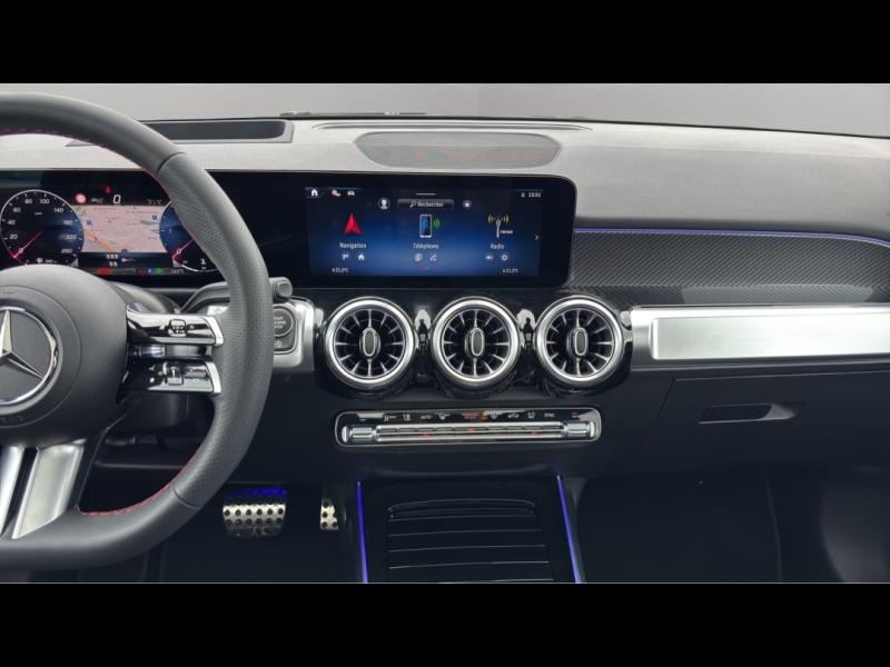 Image MERCEDES-BENZ GLB 200 d 150ch AMG Line 8G-DCT