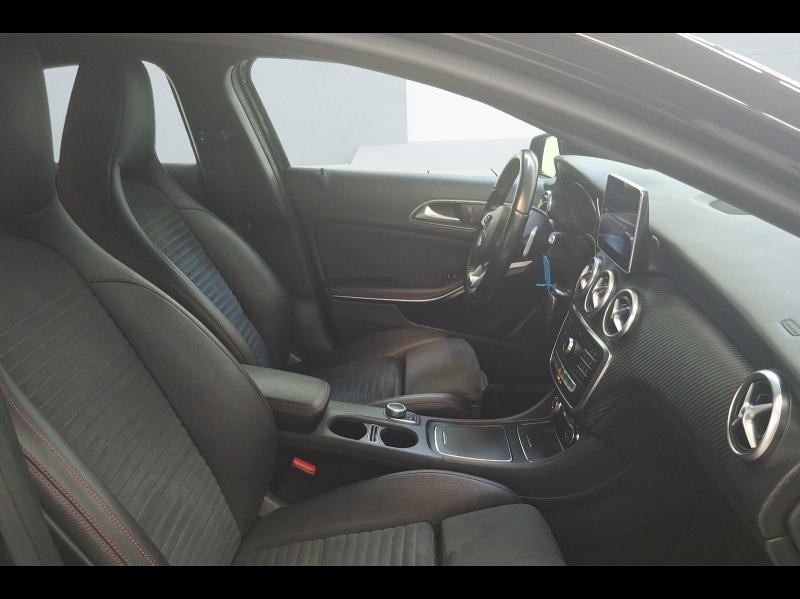 Image MERCEDES-BENZ Classe A 200 d Fascination 7G-DCT