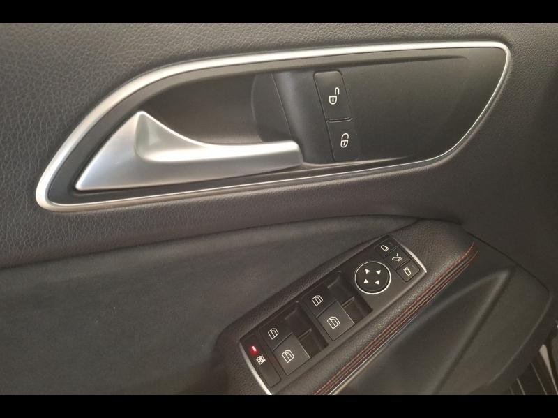Image MERCEDES-BENZ Classe A 200 d Fascination 7G-DCT