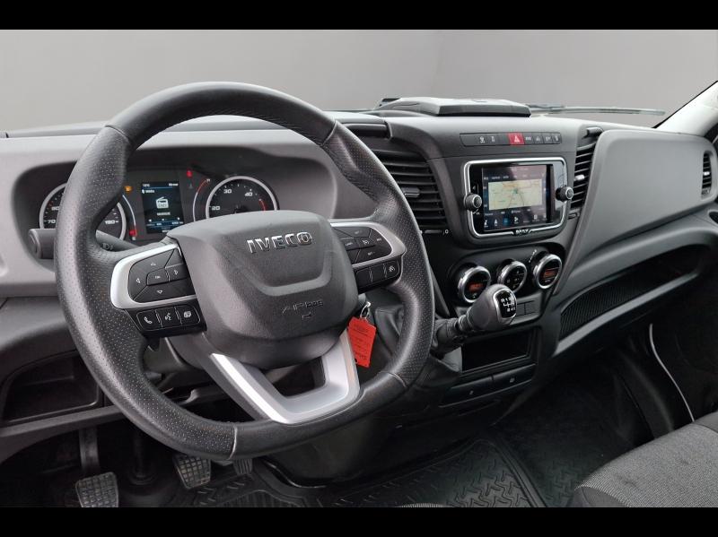 Image IVECO Daily 35S Fg 35S18H V12 GALERIE