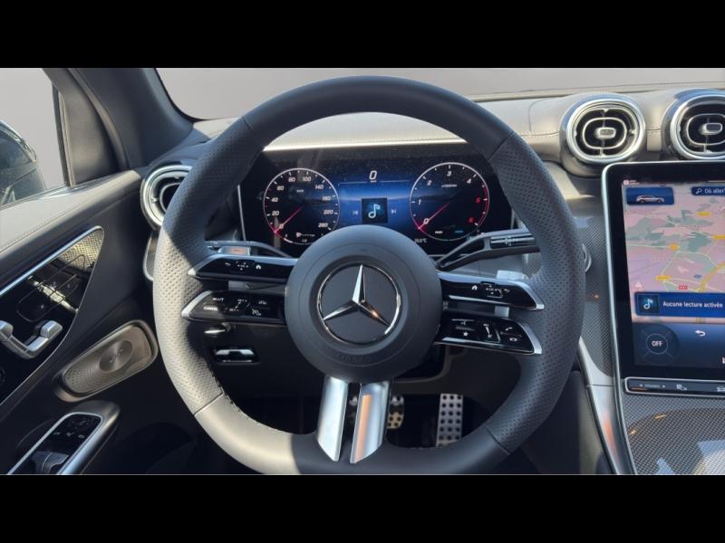 Image MERCEDES-BENZ GLC 220 d 197ch AMG Line 4Matic 9G-Tronic