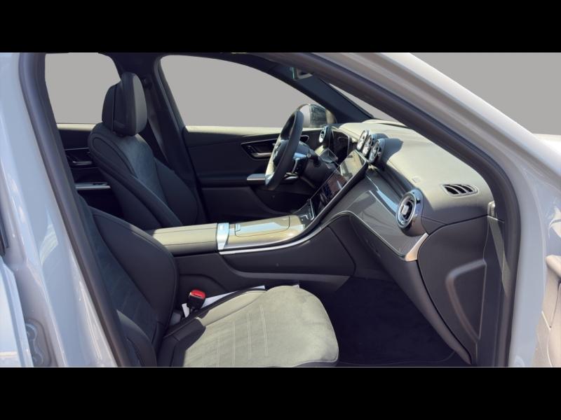 Image MERCEDES-BENZ GLC 220 d 197ch AMG Line 4Matic 9G-Tronic