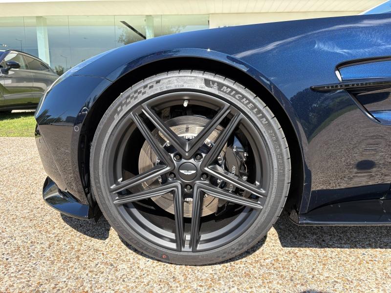 Image ASTON MARTIN V8 Vantage V8 4.0 665 BVA