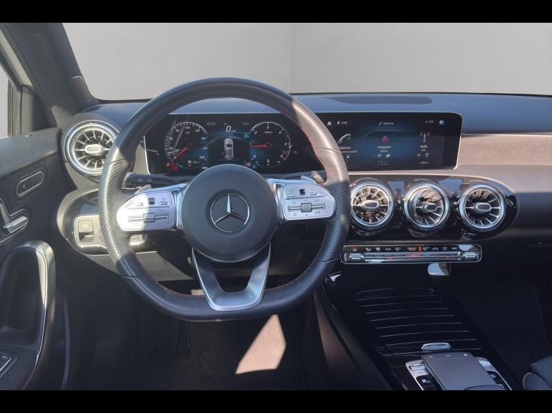Image MERCEDES-BENZ Classe A 180 d 116ch AMG Line 7G-DCT