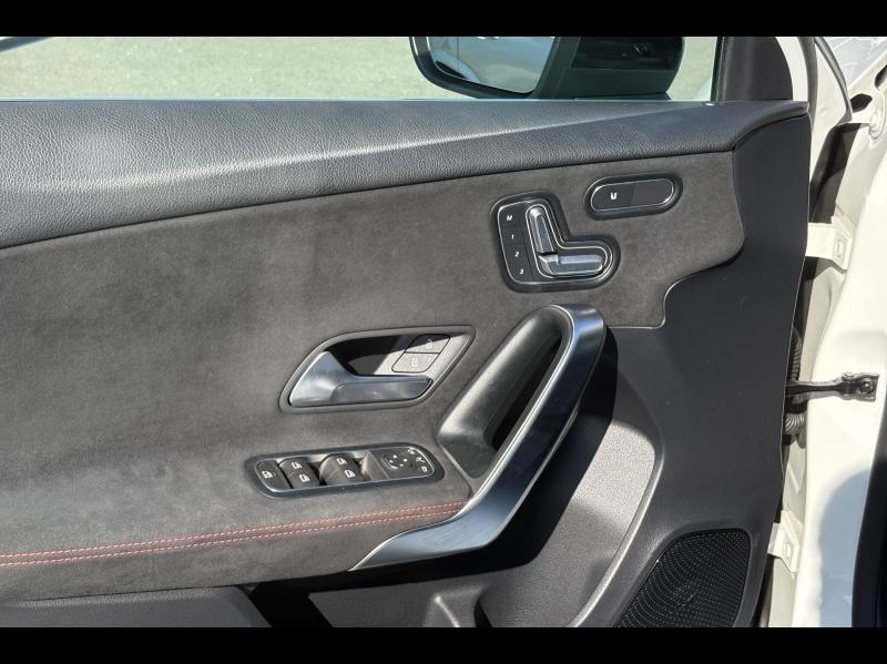 Image MERCEDES-BENZ Classe A 180 d 116ch AMG Line 7G-DCT