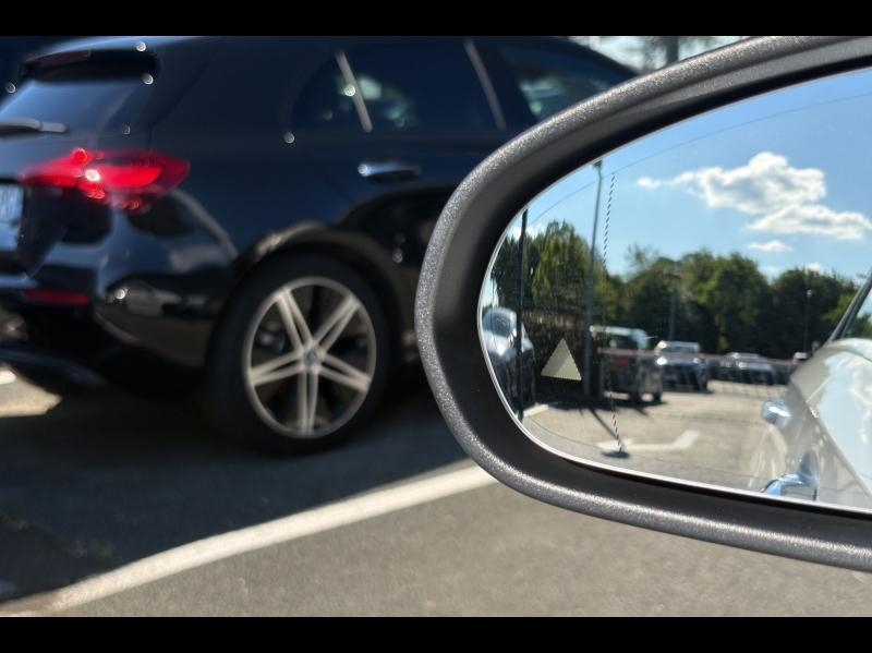 Image MERCEDES-BENZ Classe A 180 d 116ch AMG Line 7G-DCT