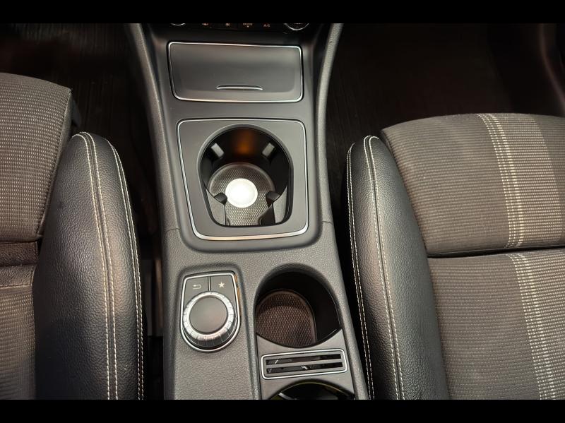 Image MERCEDES-BENZ CLA Shooting Brake 220 d Sensation 7G-DCT