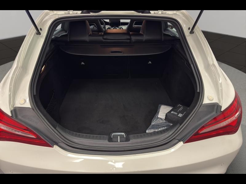 Image MERCEDES-BENZ CLA Shooting Brake 220 d Sensation 7G-DCT