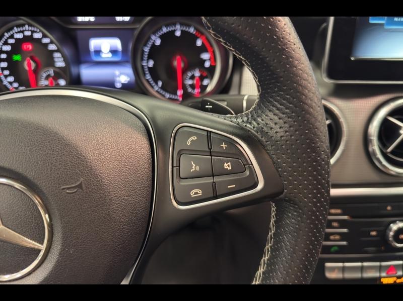 Image MERCEDES-BENZ CLA Shooting Brake 220 d Sensation 7G-DCT