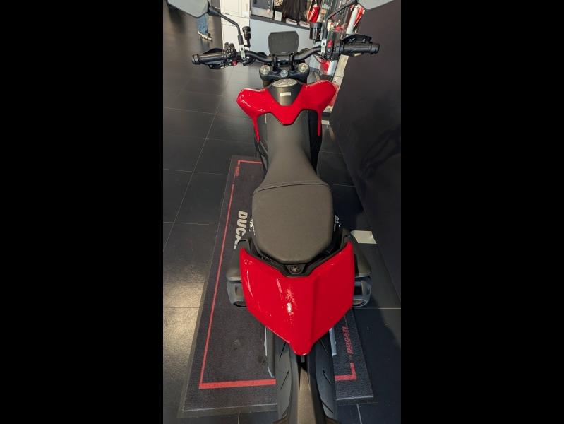 Image DUCATI Hypermotard V2 DUCATI RED 2026 EUR DMH