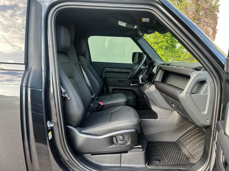 Image LAND-ROVER Defender 90 3.0 D250 Hard Top X-Dynamic SE