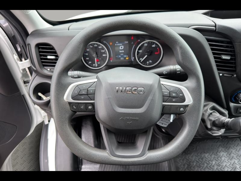 Image IVECO Daily CCb 35-160H 3.0 / BENNE & COFFRE / 35C16 / 160CH /