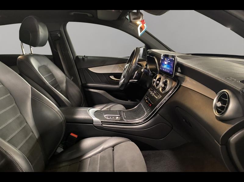 Image MERCEDES-BENZ GLC Coupé 300 de 194+122ch AMG Line 4Matic 9G-Tronic