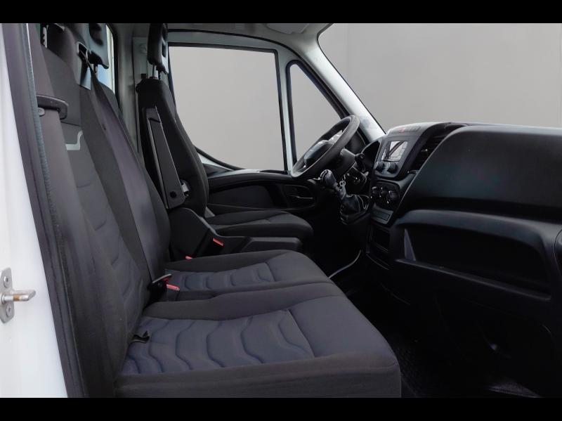 Image IVECO Daily CCb 35C14 Empattement 3750 Tor