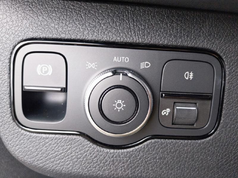 Image MERCEDES-BENZ Sprinter Fg 319 CDI 43 3T5 Select 9G-Tronic