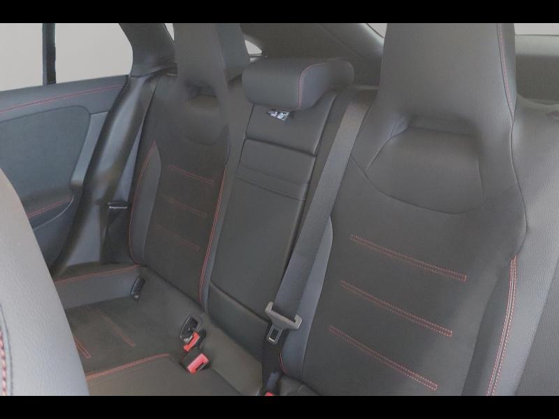 Image MERCEDES-BENZ CLA Shooting Brake 200 d 150ch AMG Line 8G-DCT