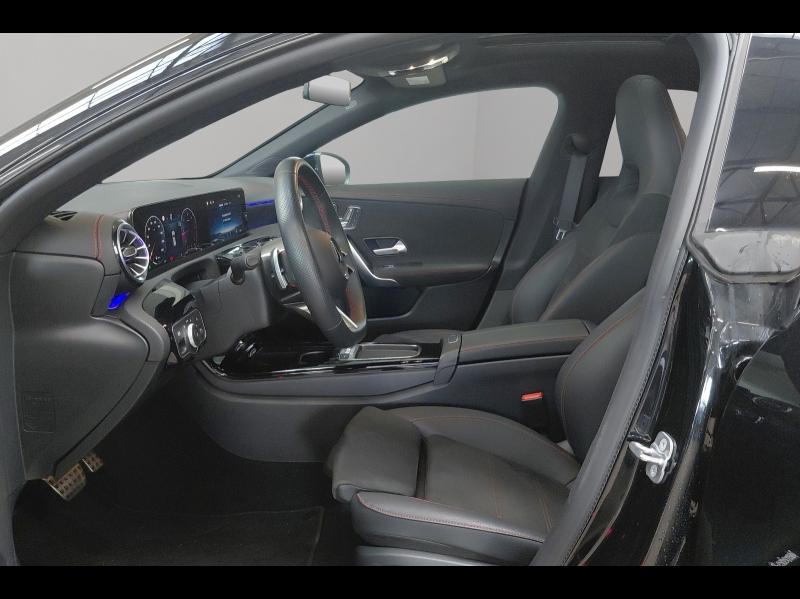 Image MERCEDES-BENZ CLA Shooting Brake 200 d 150ch AMG Line 8G-DCT