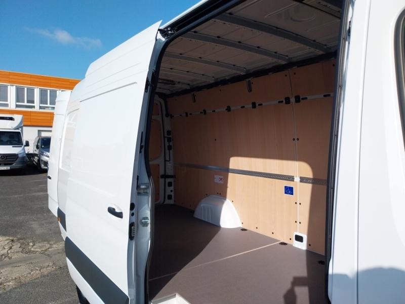 Image MERCEDES-BENZ Sprinter Fg 314 eSprinter 43 3T5 Pro