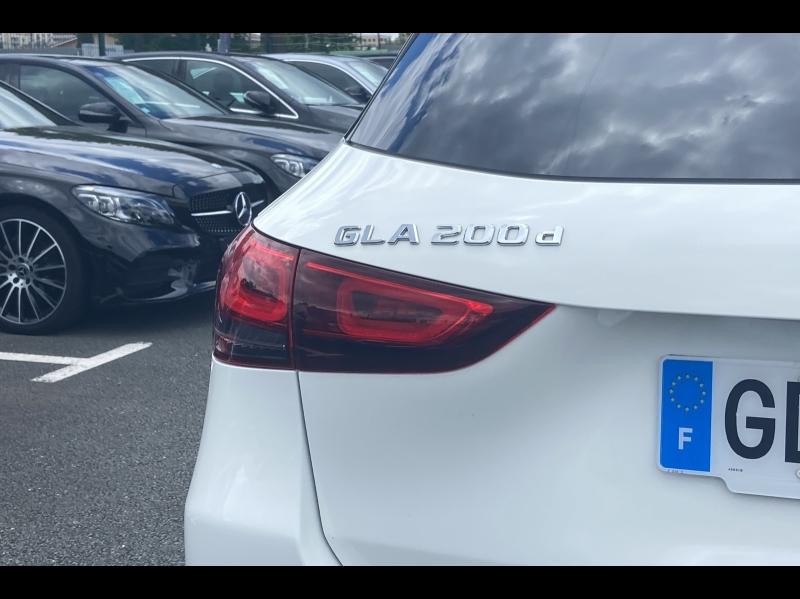 Image MERCEDES-BENZ GLA 200 d 150ch Progressive Line 8G-DCT