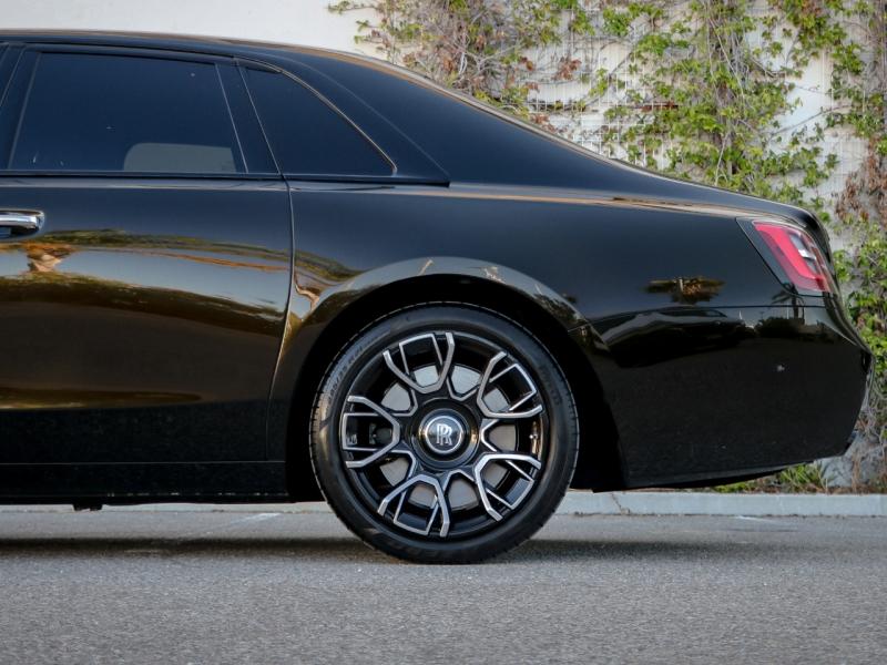 Image ROLLS-ROYCE Ghost V12 6.6 600ch Black Badge