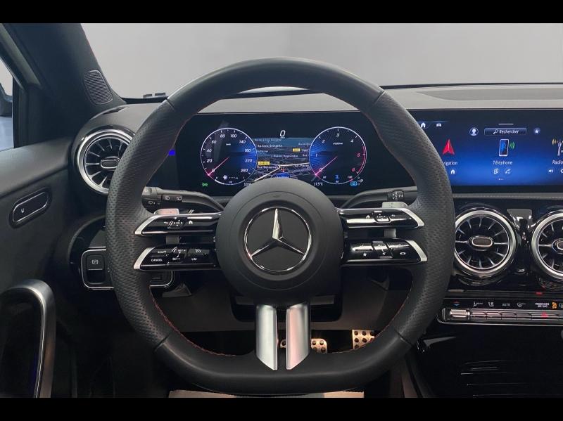 Image MERCEDES-BENZ Classe A 180 d 116ch AMG Line 8G-DCT