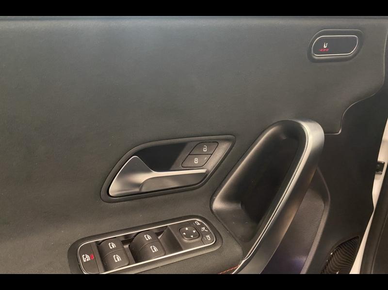 Image MERCEDES-BENZ Classe A 180 d 116ch AMG Line 8G-DCT