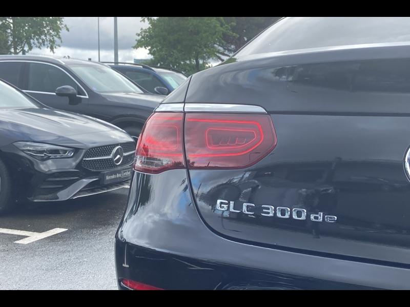 Image MERCEDES-BENZ GLC Coupé 300 de 194+122ch AMG Line 4Matic 9G-Tronic