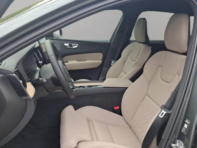 Image VOLVO XC60 T6 Hybride Rechargeable 350ch Plus Style Dark Geartronic 8 AWD