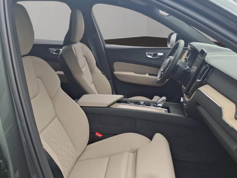 Image VOLVO XC60 T6 Hybride Rechargeable 350ch Plus Style Dark Geartronic 8 AWD