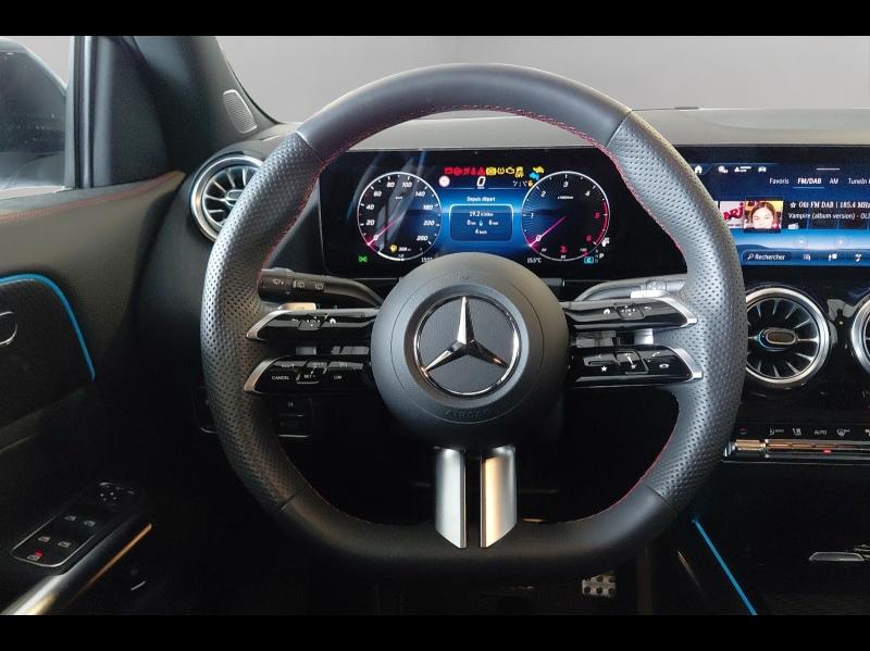Image MERCEDES-BENZ GLA 200 d 150ch AMG Line 8G-DCT