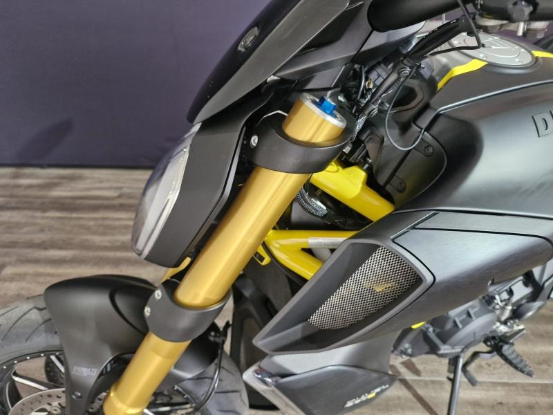 Image DUCATI Diavel 1260S BLACK YELLOW GREY 2022 EUR DMH